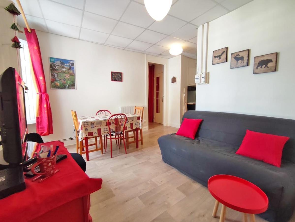 Les 3 Renards, T2 Bis, Parking, Centre Luchon, Casier A Skis, 4 Personnes Bagneres-de-Luchon Exterior foto